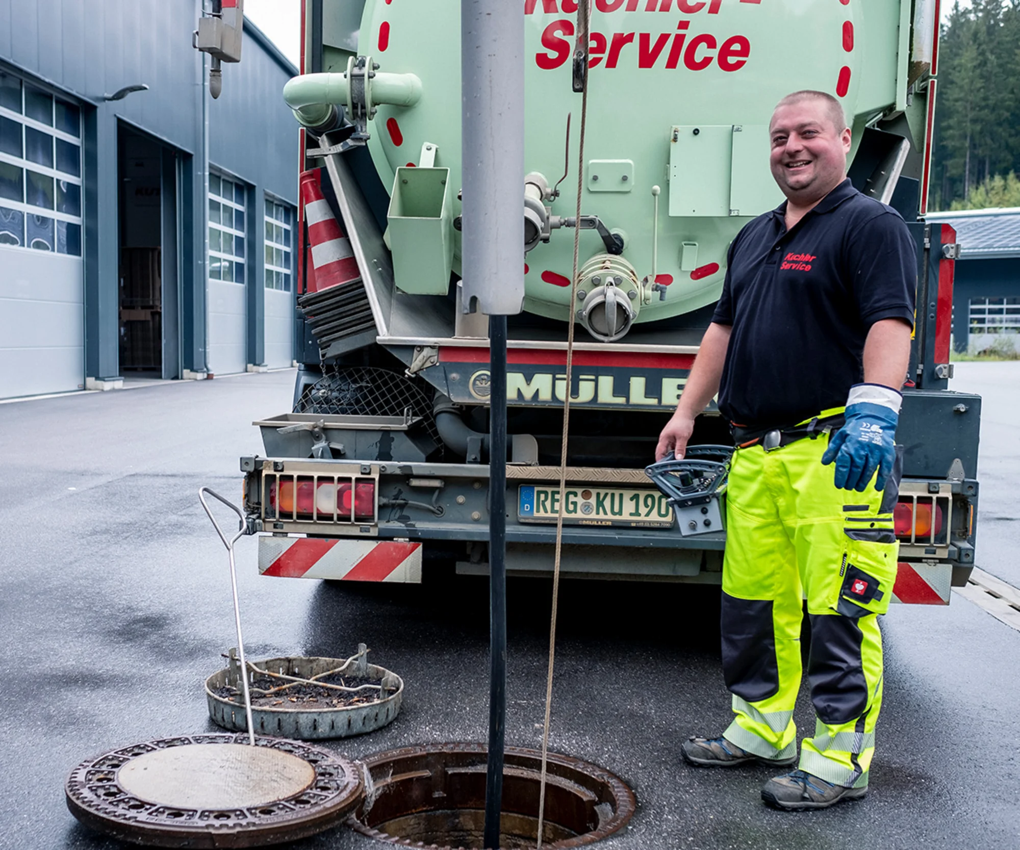Kanalreinigung von Schächten und Hausanschlüssen in Stallwang